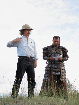 Режиссер фильма Андрей Борисов на съемочной пло-щадке. Август 2006 года. Местечко Шоол.