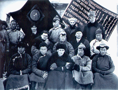 Участники первого съезда молодёжи Тувы. г. Кызыл, 1925 год.