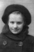 Первая послевоенная фотография Лены Голубевой. Детдом.
