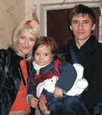 С женой Дашей и дочкой Ариной. Кызыл, сентябрь 2005 года.