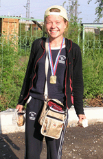 Наташа в Абакане – по пути домой после омского марафона. Август 2005 года.